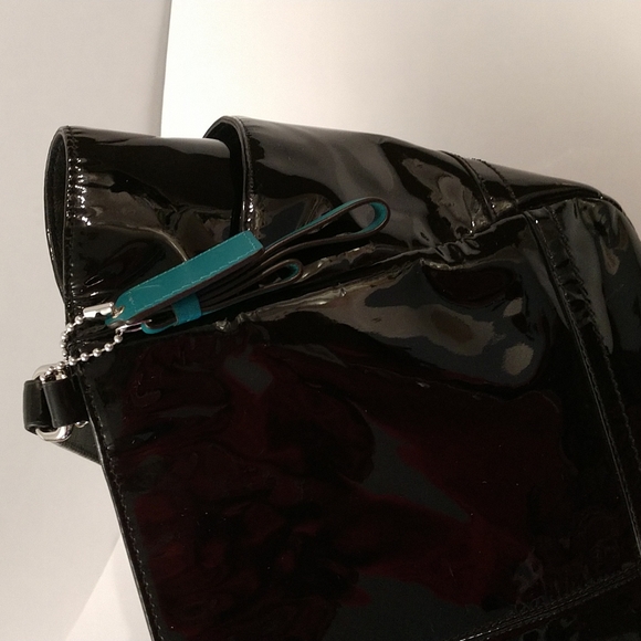 Coach Carrie Park Signature Patent Leather Tote F23979 - Picture 12 of 13